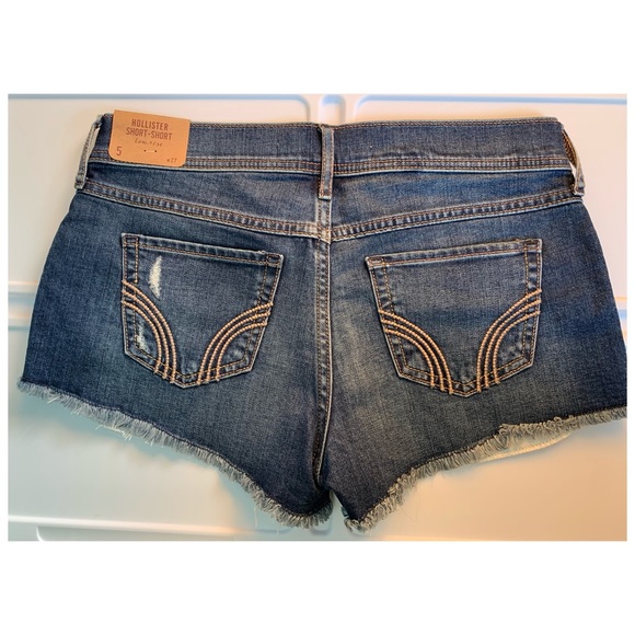 COPY - HOLLISTER WOMENS SHORTS W27 NWT AEO - Picture 2 of 2